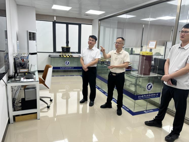 市濱海投資集團(tuán)公司黨委副書(shū)記、總經(jīng)理梁亮帶隊(duì)赴臺(tái)山海洋發(fā)展集團(tuán)考察調(diào)研